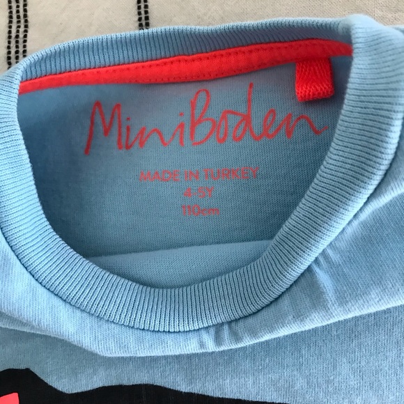 Mini Boden T-shirt - Picture 2 of 2
